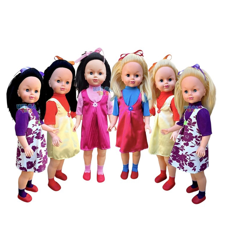 Papusa Aradeanca Larisa Merge, 90 cm