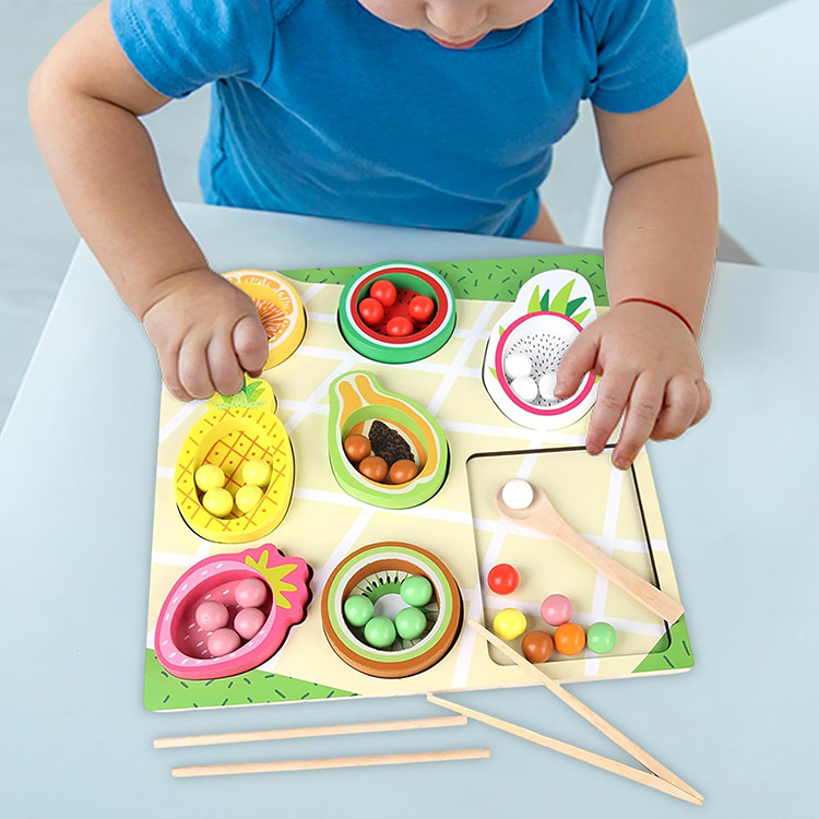 Joc Multifuntional de Indemanare si Asociere, Fructe